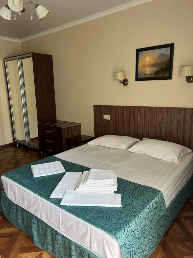 Guest House Ritsa Γκάγκρα Εξωτερικό φωτογραφία
